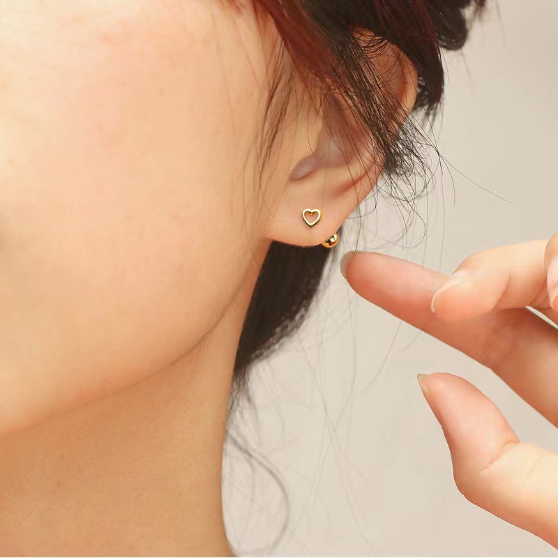 Bông Tai Bằng Thép Titan Hình Trái Tim Phong Cách Hàn Quốc Thời Trang