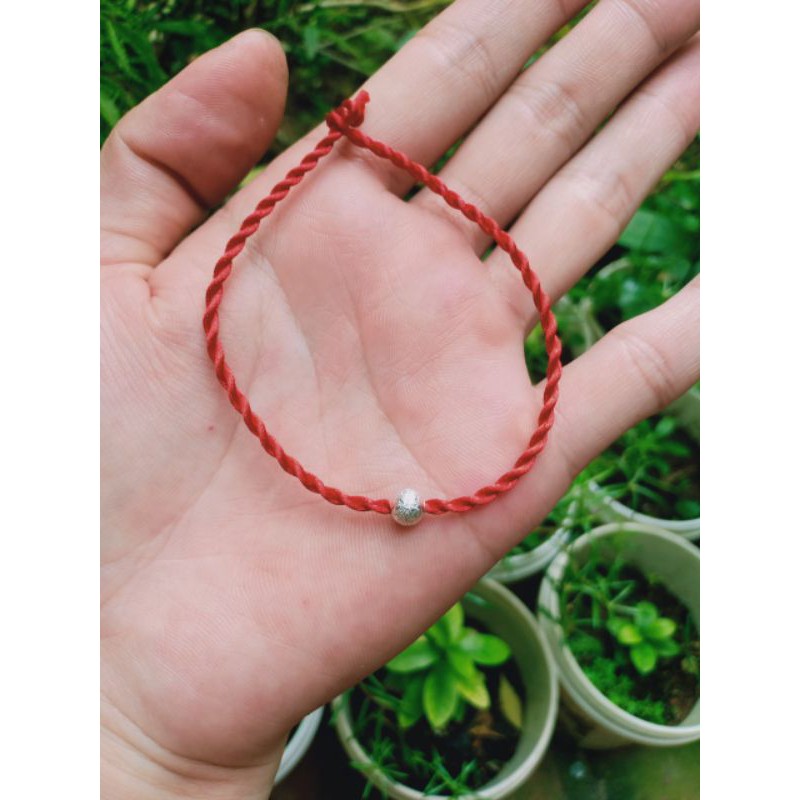 Vòng Tay Chỉ Đỏ , Chỉ Đen May Mắn Mix Bi Nhám Hợp Kim Mạ Bạc 6mm