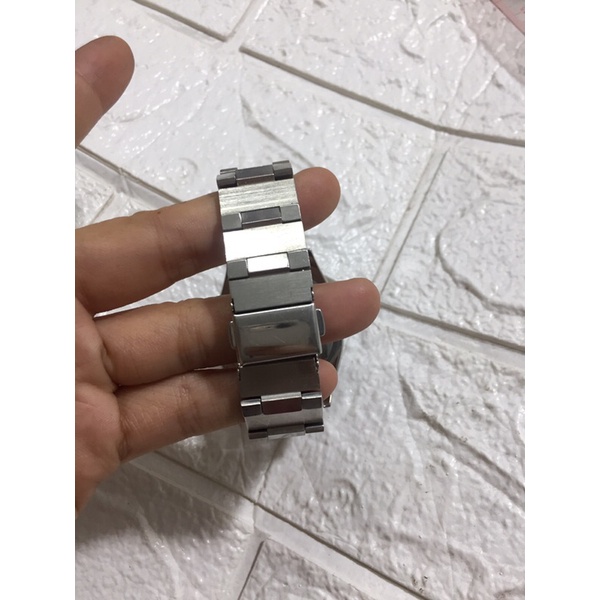 Nam panh smih japan hàng si