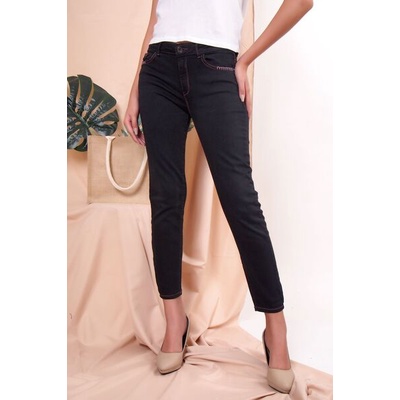 Quần Jeans ống đứng viền chỉ hồng