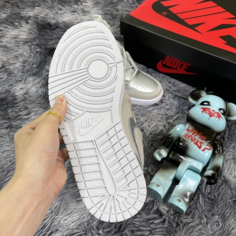 Giầy thể thao cao cổ metallic silver xám bạc high hot