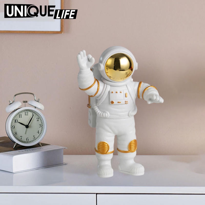 Mô hình phi hành gia có đèn LED siêu đẹp dành cho trang trí bàn làm việc phòng ngủ