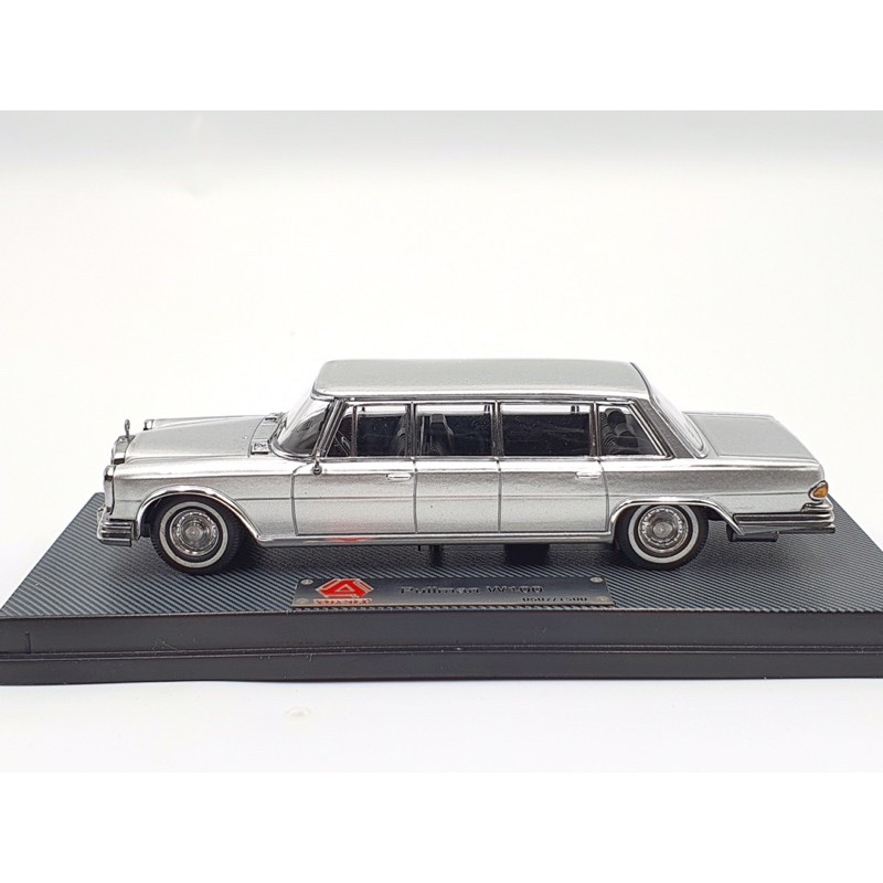 Xe Mô Hình Mercedes-Benz Pullman W100 Tỉ lệ 1:64 Hãng sản xuất YuanLi ( Bạc )