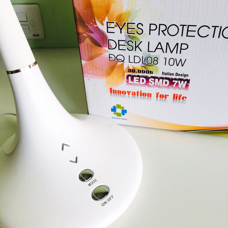 Đèn Bàn Làm Việc Cao Cấp Điện Quang ĐQ LDL08, BH 12 tháng Chính Hãng, Đế Tròn, Màu Trắng, Cảm Ứng