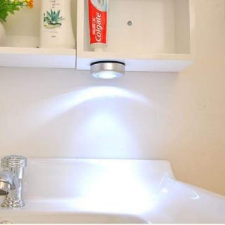 Đèn led 3 bóng dán tường