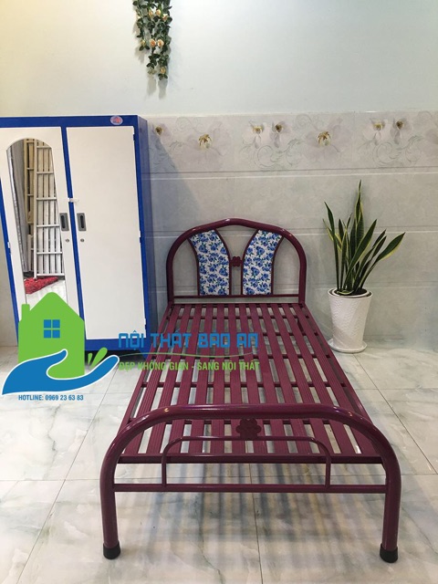 Giường sắt màu kem 1 người nằm. | BigBuy360 - bigbuy360.vn