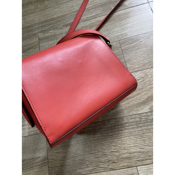 Túi si hiệu Furla