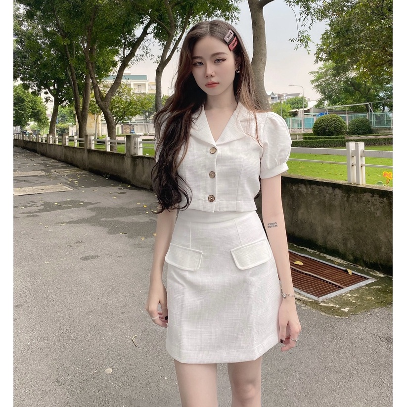 Set chân váy áo croptop trắng xinh thiết kế cao cấp áo cổ vest chân váy có lót quần trong hợp đi tiệc đi chơi – Lux W
