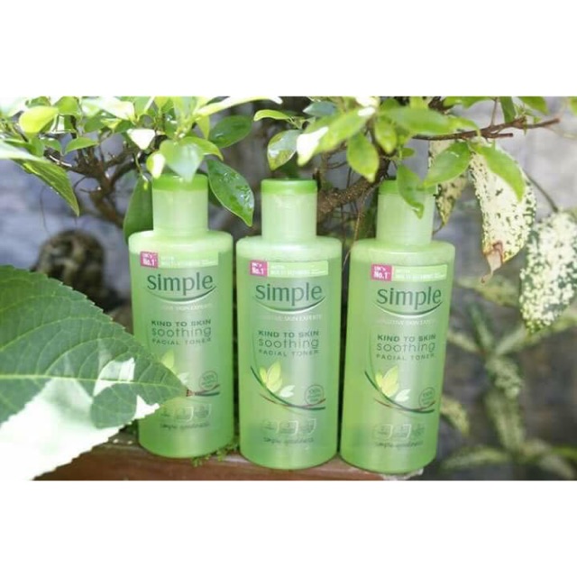 Nước hoa hồng simple