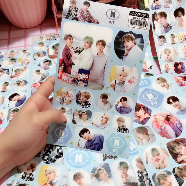 Sticker Dán BT21 và Sticker BTS Giá Siêu Rẻ