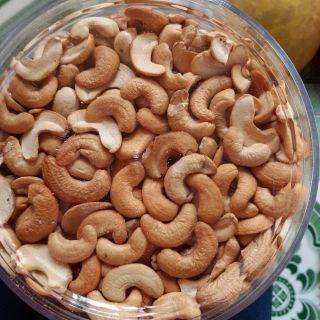 Hạt điều vỡ