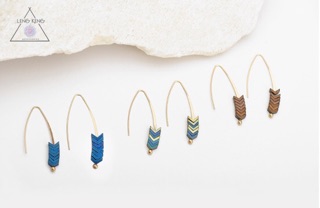 Khuyen tai đá dài