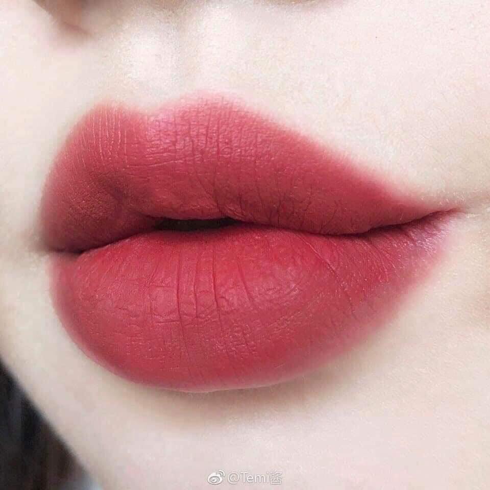 Shu Uemura- Son Rouge unlimited Matte Lipstick M BG 954 3 g