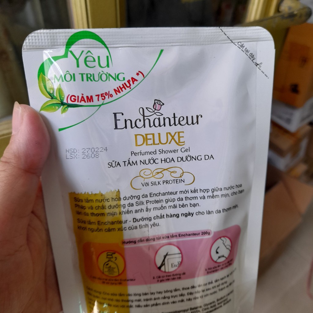 [200g] Sữa Tắm Hương Nước Hoa Enchanteur (hàng tặng) | BigBuy360 - bigbuy360.vn