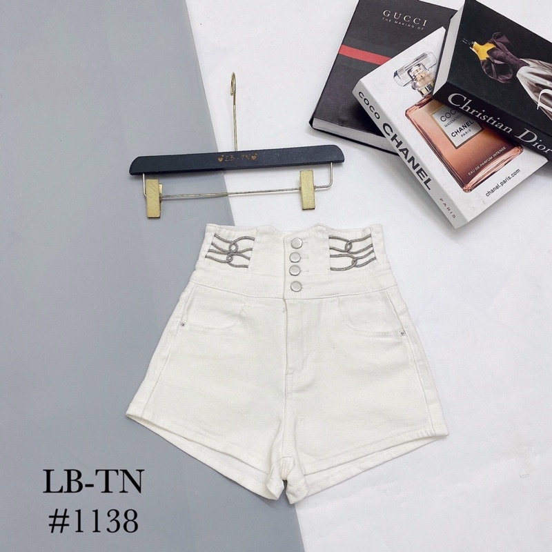 Quần short jean cạp cao đính đá