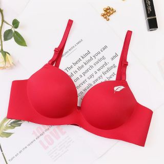 Áo ngực su không gọng cúp xéo A01