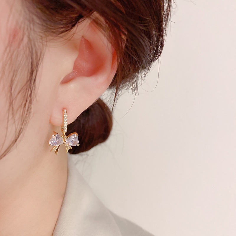 Bông Tai Mạ Bạc 925 Hình Bướm Đính Ngọc Trai Thời Trang Hàn Quốc Cho Nữ