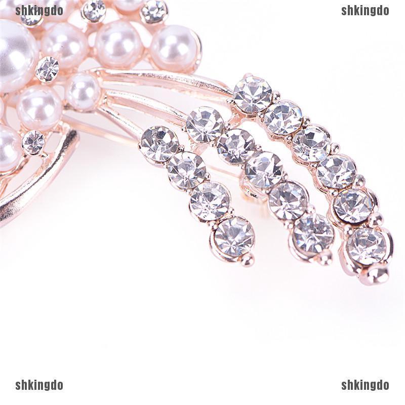 Trâm cài áo hình hoa đính đá và ngọc trai phong cách Vintage