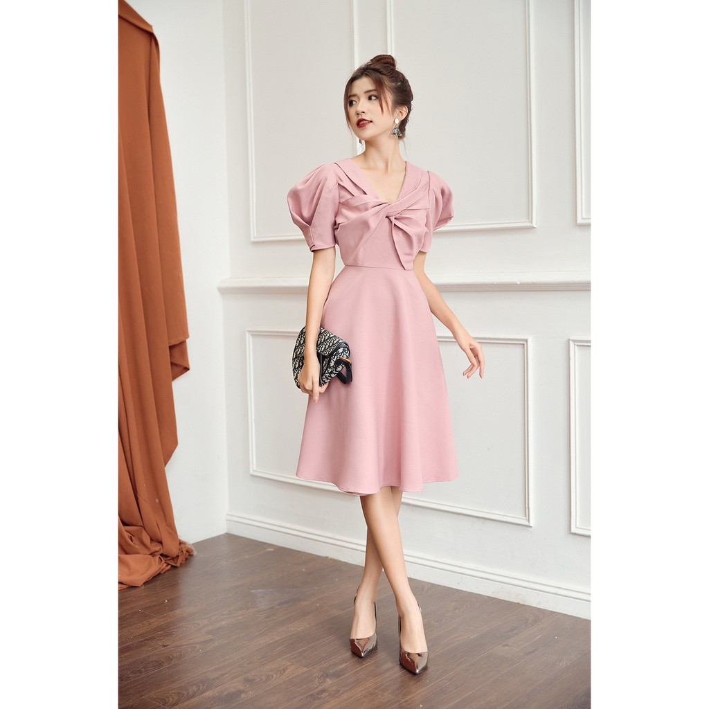 Đầm Xòe ngắn tay xoắn nơ ngực DDW0576 - 92 Wear | BigBuy360 - bigbuy360.vn