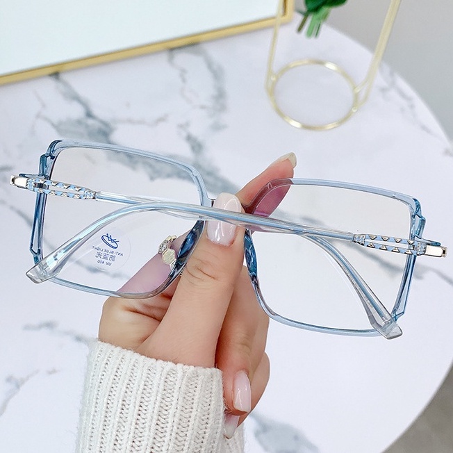 Kính Mát TR90 Chống Tia Bức Xạ Cho Cả Nam Và Nữ