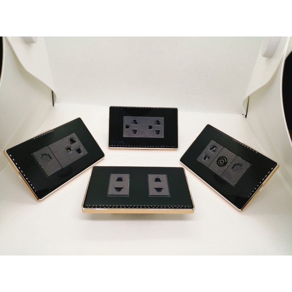 Ổ cắm mặt kính viền nhôm hạt panasonic chính hãng