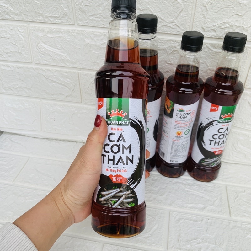 NƯỚC MẮM CÁ CƠM THAN THUẬN PHÁT CHAI 500/750ML