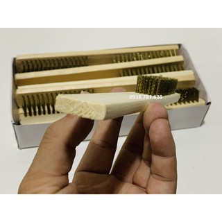 Bàn Chải Cán Gỗ Sợi Thép 616