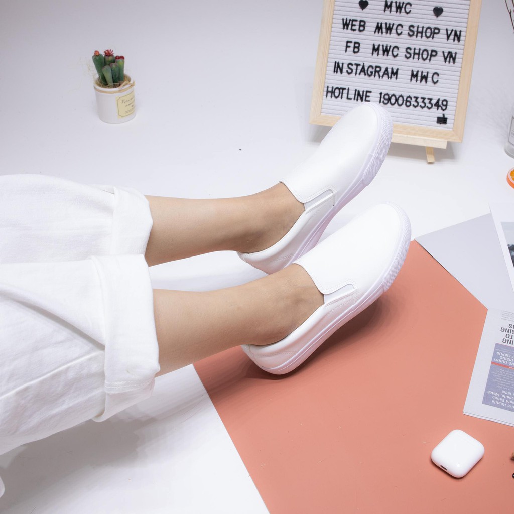 Giày Slipon nữ MWC NUSL- 1510 | BigBuy360 - bigbuy360.vn