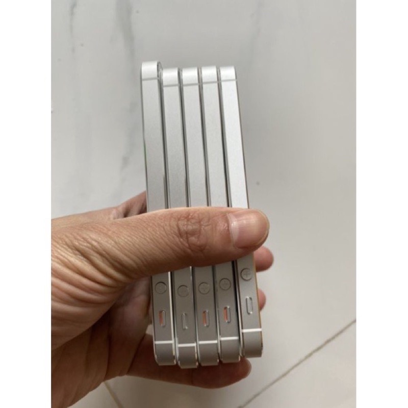 [Mã 2611DIENTU500K hoàn 7% đơn 300K] Điện thoại ip5s hàng đẹp keng,chất lượng tuyệt vời giá cả hợp lí.nhỏ gọn đẹp | BigBuy360 - bigbuy360.vn