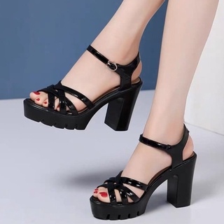 GIÀY SANDAL CG ĐẾ THÔ QUAI CHÉO 7P