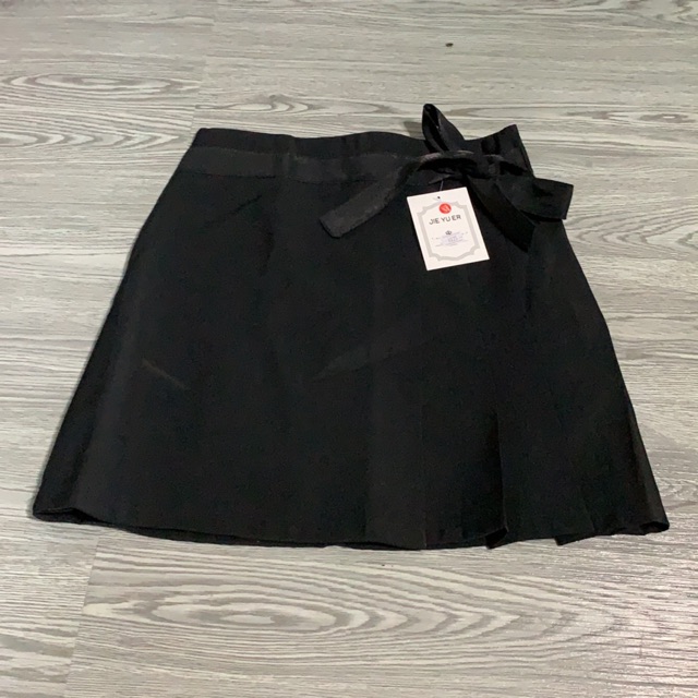 XẢ HÀNG - CHÂN VÁY XẾP LY MS13883