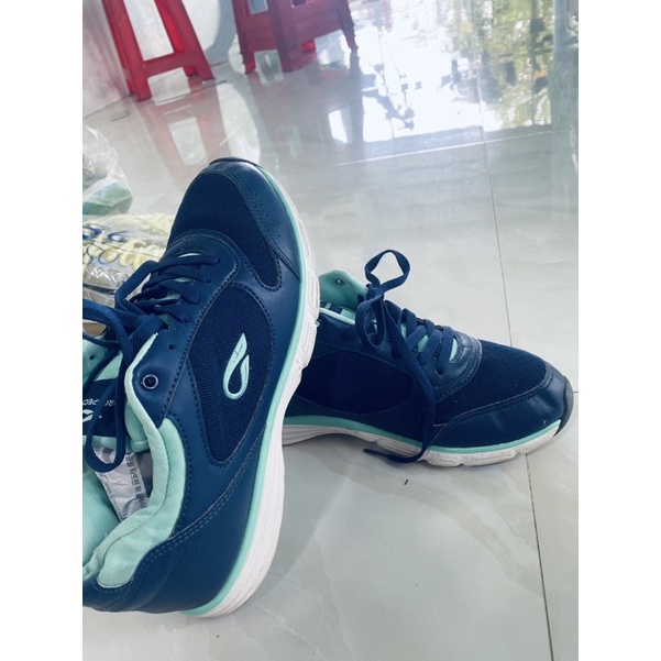 Giày thể thao pro—bếch si