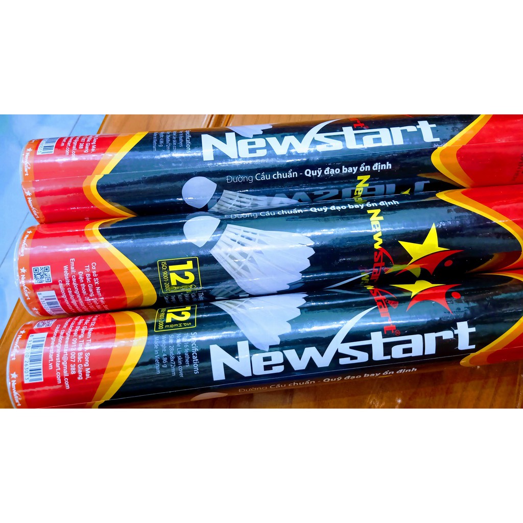 Hộp cầu lông Newstar hàng phân phối chính  hãng (12 quả)