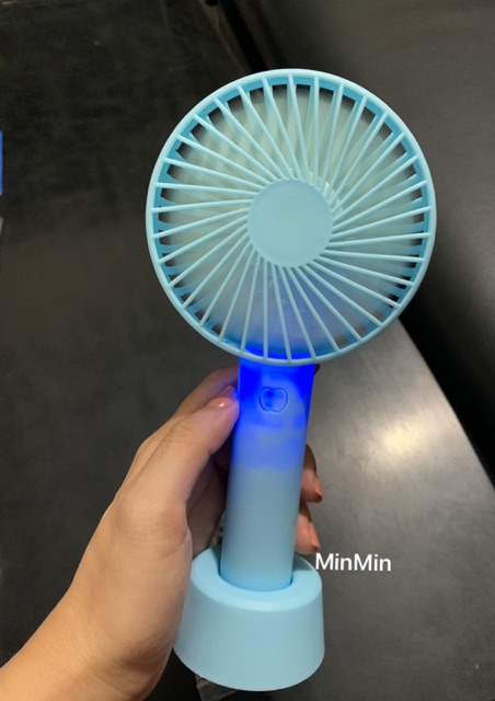 Quạt Tích điện Mini Jojo cầm tay, để bàn siêu bền siêu mát - Hàn Quốc | BigBuy360 - bigbuy360.vn
