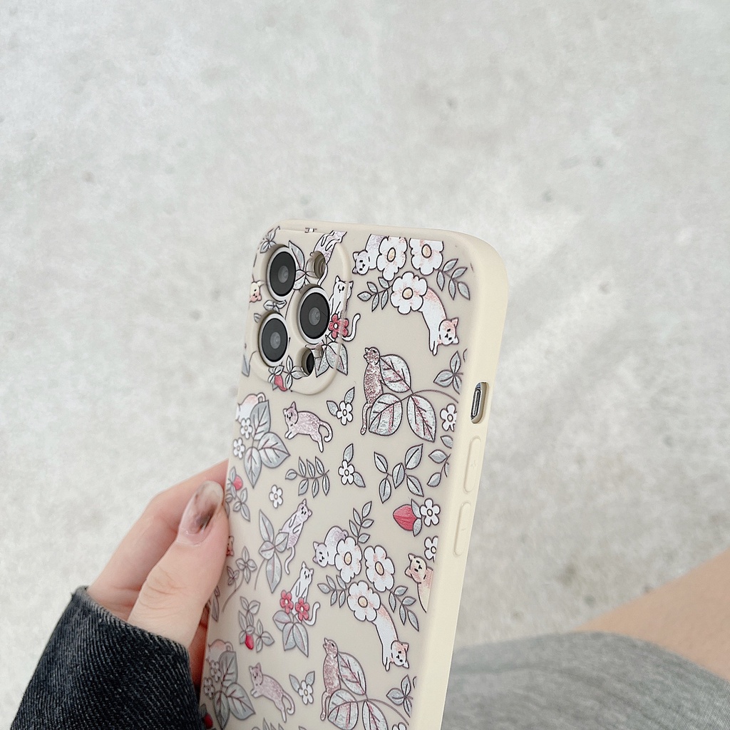 Ốp iphone 11 những chú mèo và hoa siêu cool - ốp điện thoại iphone 13 Pro Max 7 8 Plus X Xs Max 11 12 Pro Max vuông cạnh