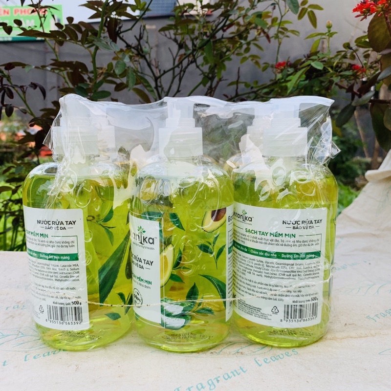 NƯỚC RỬA TAY BẢO VỆ DA BOTANIKA LOẠI 500G