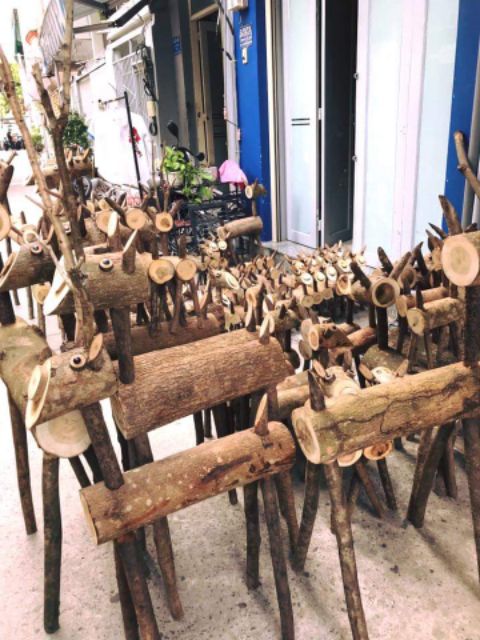 Tuần lộc gỗ thô trang trí noel kích cỡ chiều cao 40CM