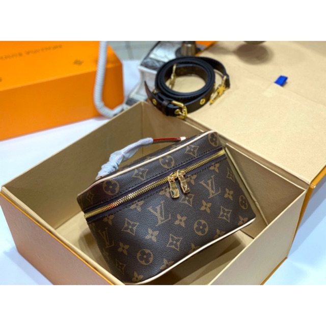 Cốp Lv hot hit hàng super