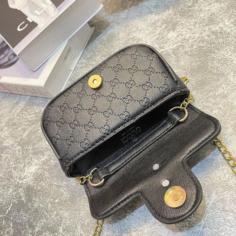 Túi đeo vai c.g da sần bản dây xích nặng tay size 18