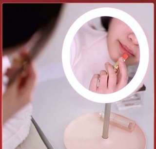 Gương trang điểm đèn led