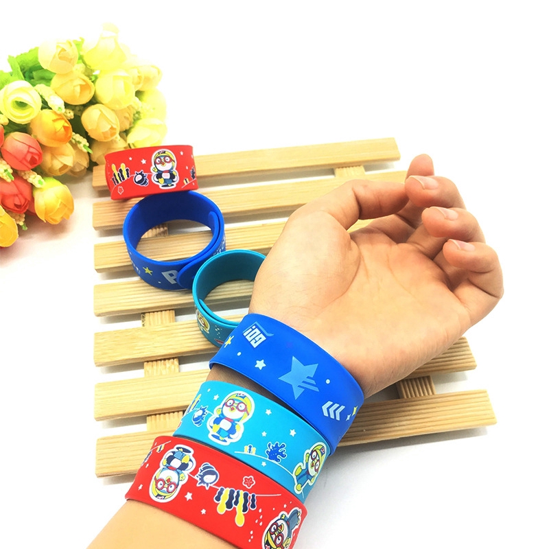 Vòng Tay Silicon Chống Muỗi Tiện Lợi