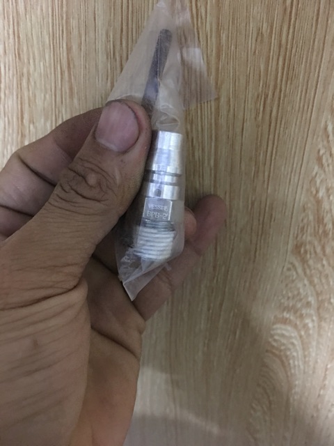 Máy mở bulong  vessel - 1600VPX. MADE IN JAPAN