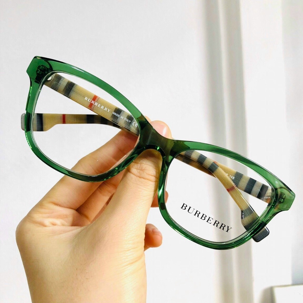 Kính Burberry
