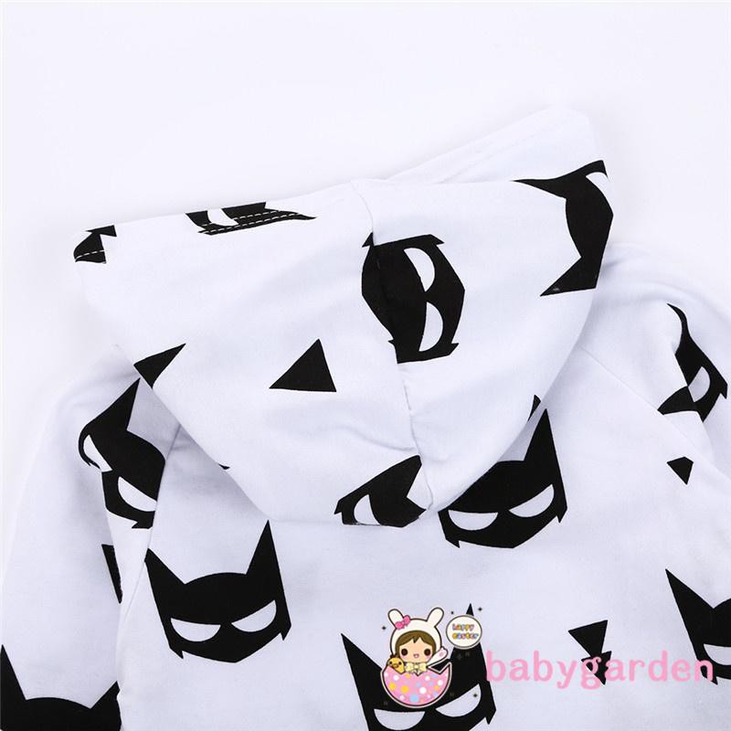 Bộ áo liền quần phong cách đáng yêu cho bé