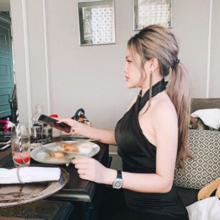 Áo phi lụa kiểu cột chéo cổ hở lưng sexy sang chảnh