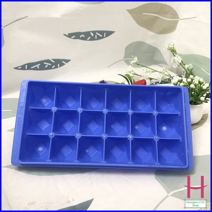 Khay đá 18 ô Song Long Plastic tiện dụng