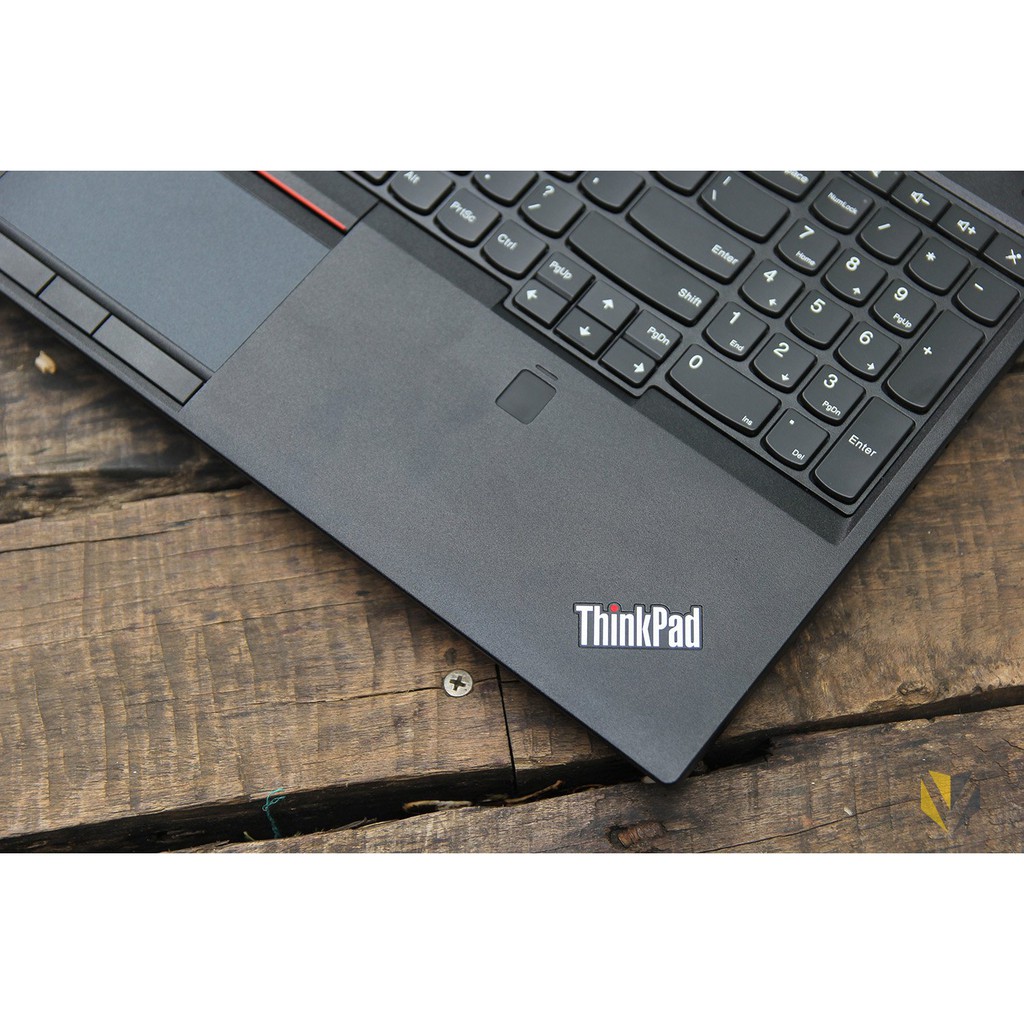 Máy trạm ThinkPad P50