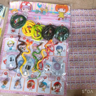 Bảng rút thăm trúng thưởng rắn, móc dán tường, móc khoá (144 tem)