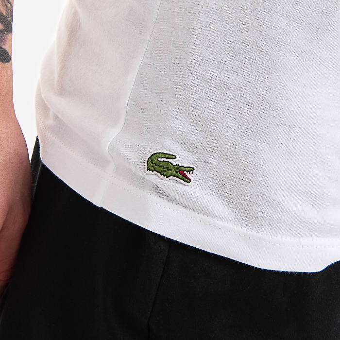 Pack 3 Chiếc Áo Phông Cổ Tim Lacoste TH3374 Chính Hãng