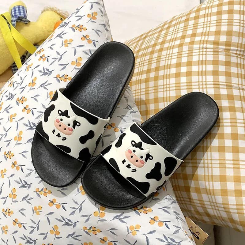 [SẴN- NOWSHIP] Dép nữ ulzzang lê BÒ SỮA cute quai ngang đế bằng bệt đi mưa rửa nước màu đen trắng đẹp mới siêu hot trend